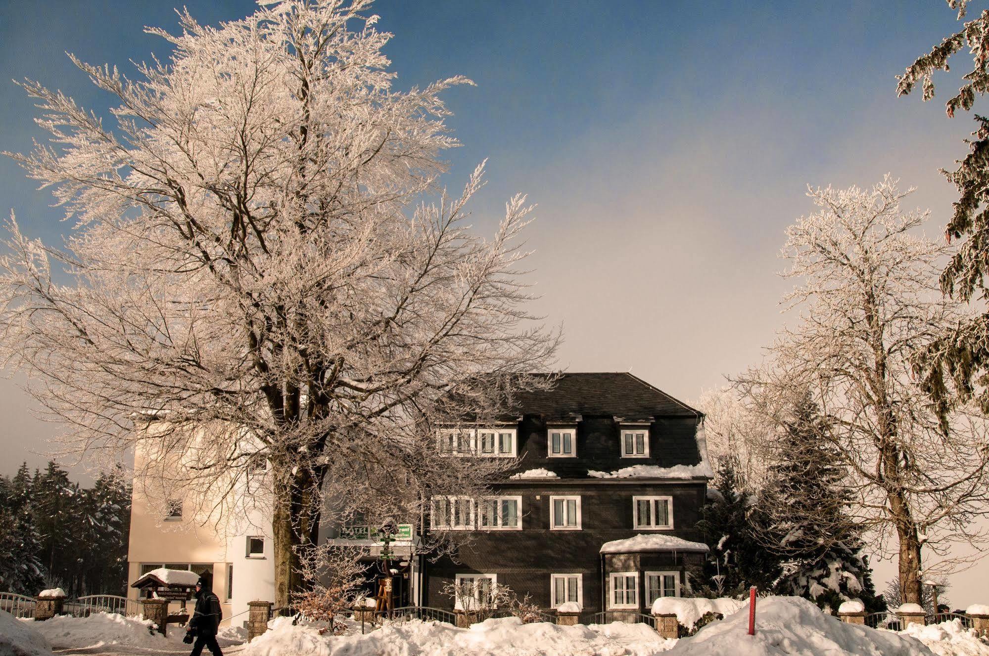 Hotel Haus Oberland Masserberg Dış mekan fotoğraf